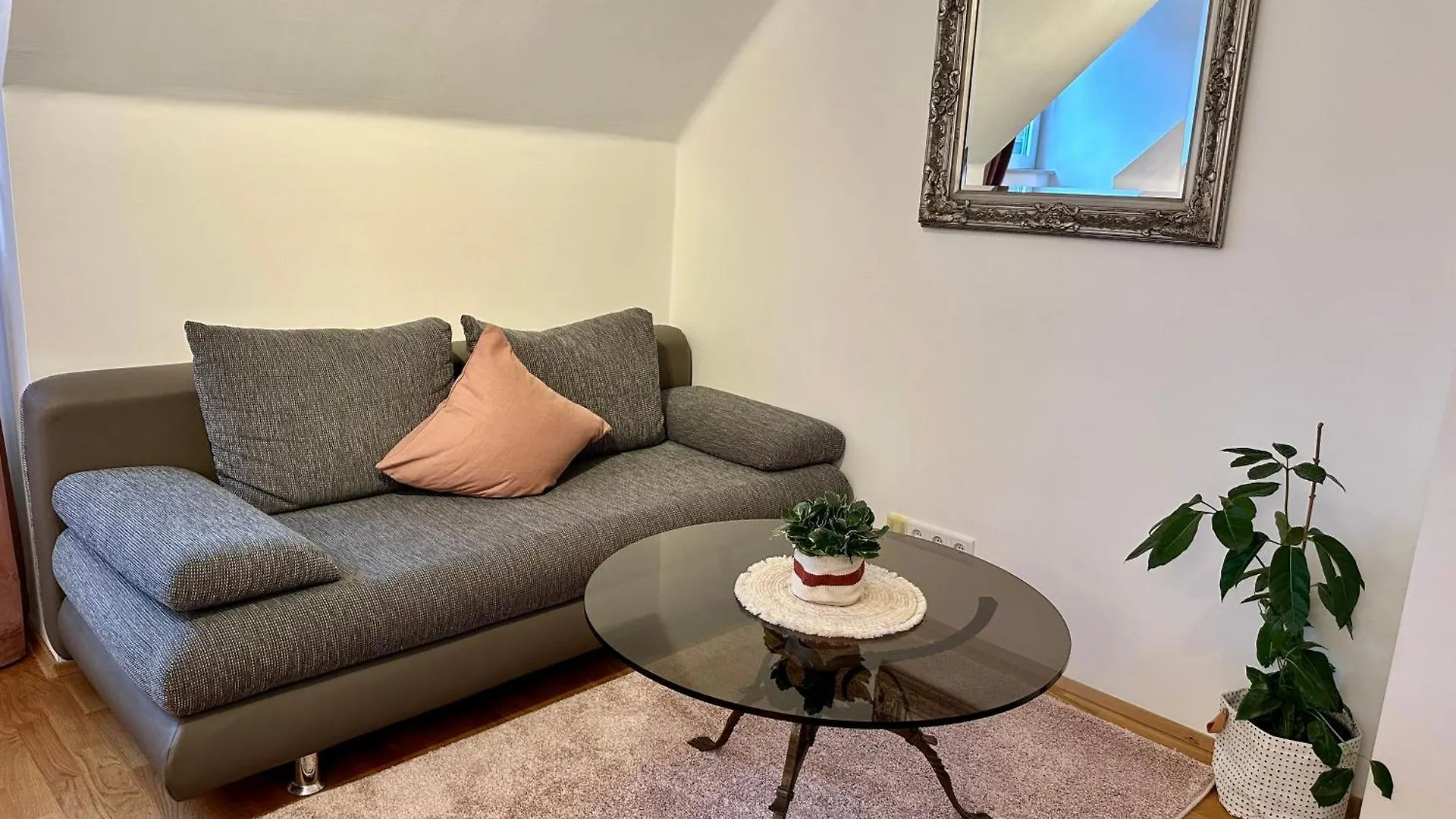 Pensión The Peaceful Garden Stay & Free Parking Salzburgo